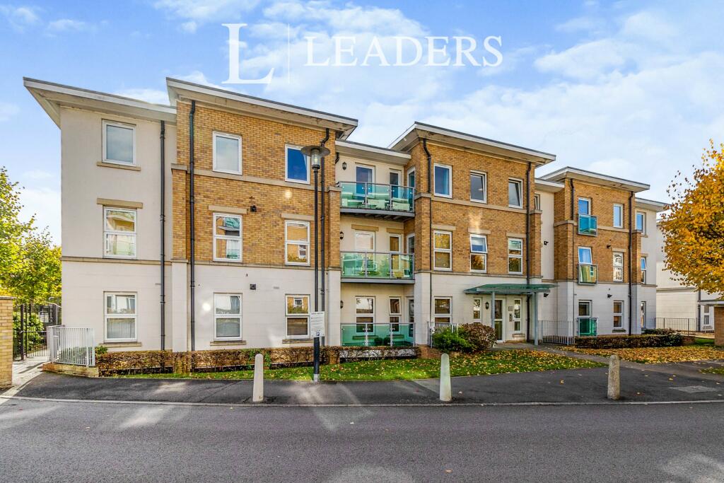 2 bedroom apartment for rent in Leatherhead, KT22