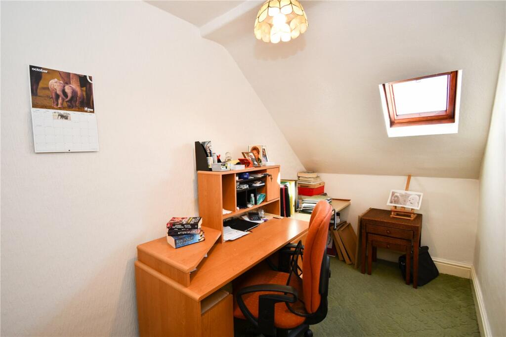 3 bedroom flat for sale in Cable Road, Hoylake, Wirral, CH47