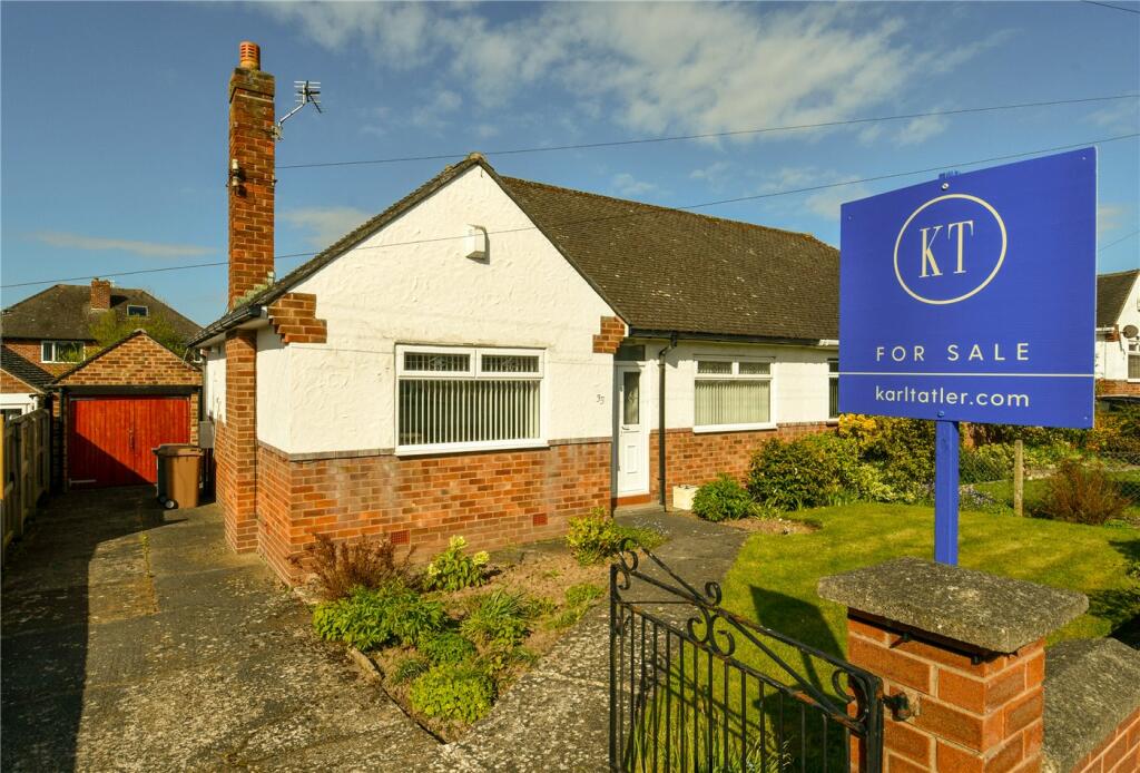 2 bedroom bungalow for sale in Queensbury, West Kirby, Wirral, CH48