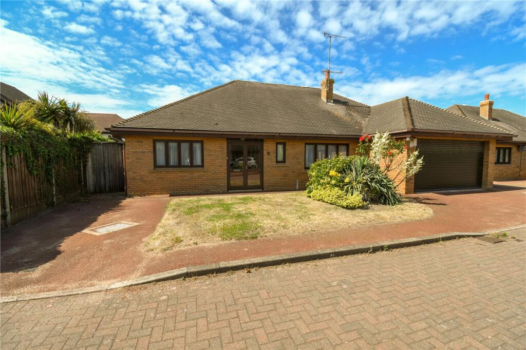 3 bedroom bungalow for sale in Hume Court, Hoylake, Wirral, CH47