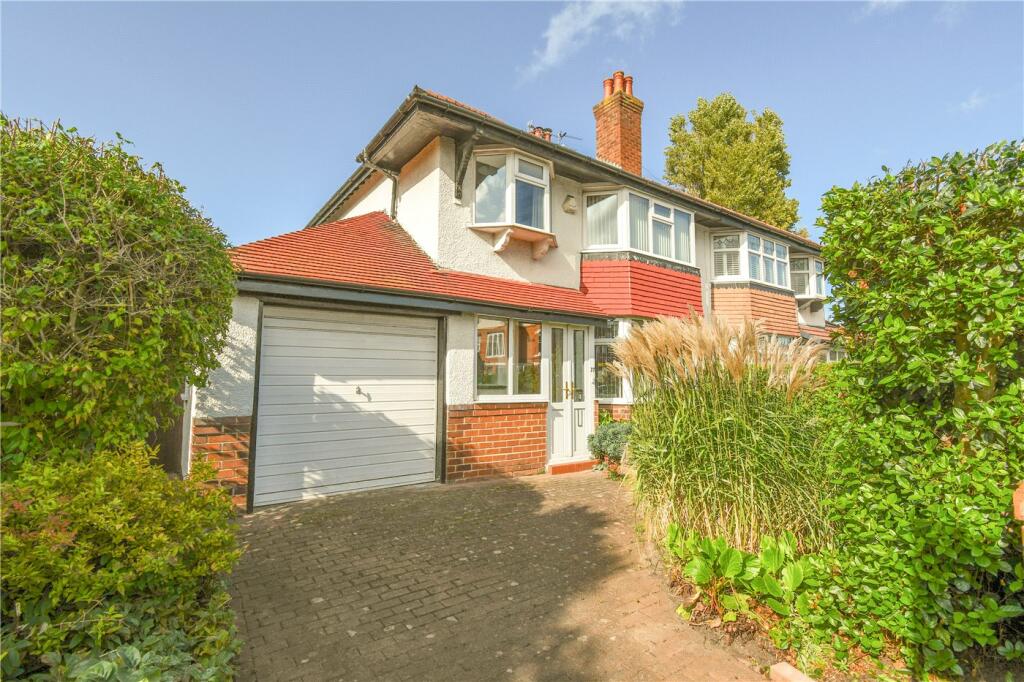 3 bedroom semidetached house for sale in Birkenhead Road, Meols