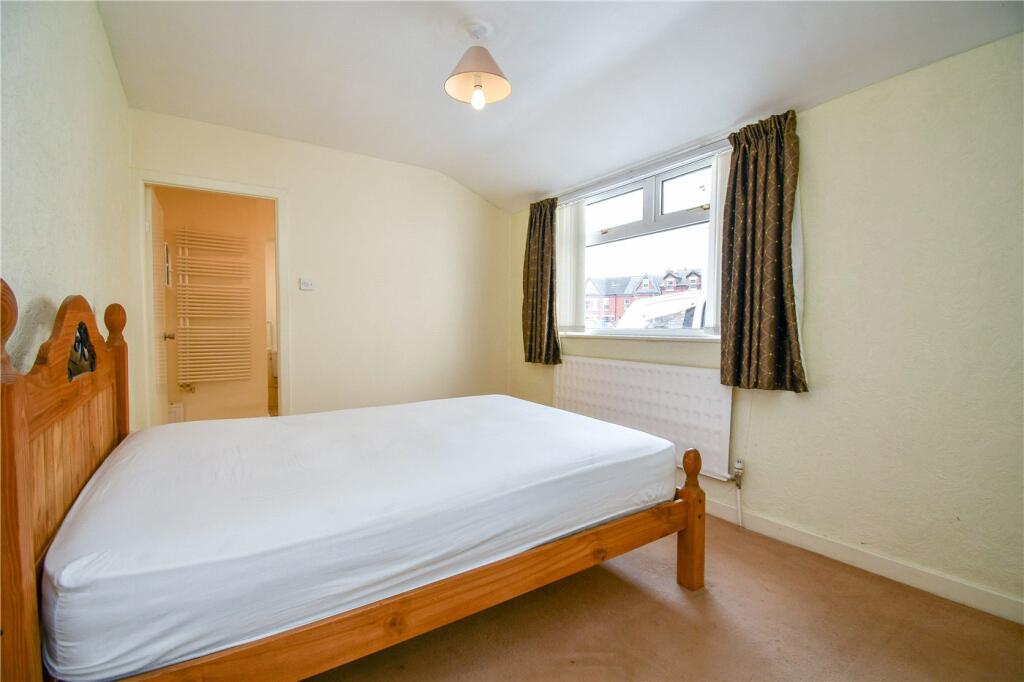 Additional property image - Trinity Road, Hoylake, Wirral