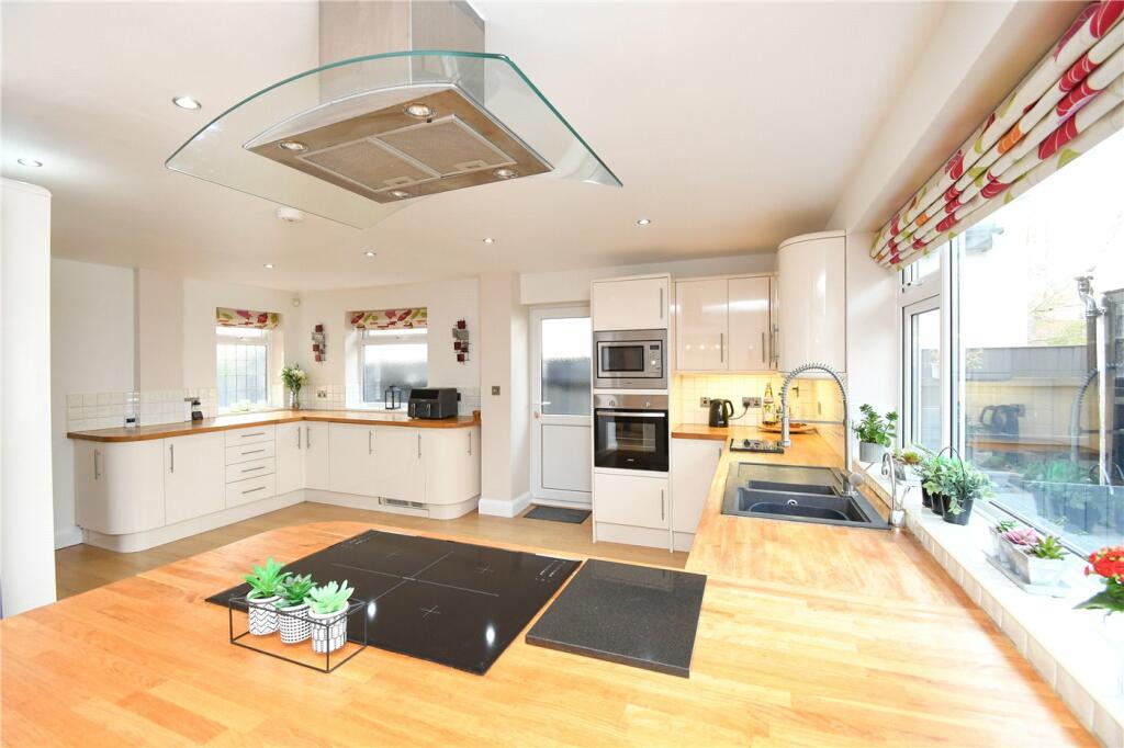 Additional property image - Sherwood Road, Meols, Wirral