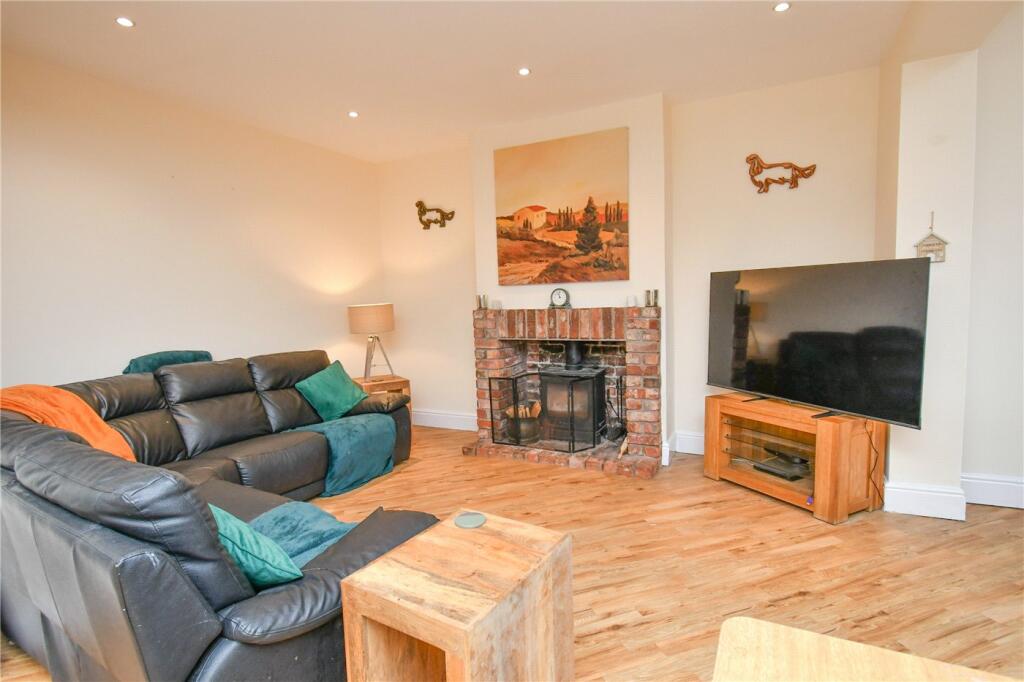 Additional property image - Banks Avenue, Meols, Wirral
