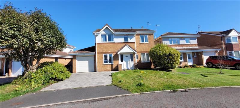 Main image of property: 21 Harrow Avenue, Fleetwood, Lancashire, FY7 7HD