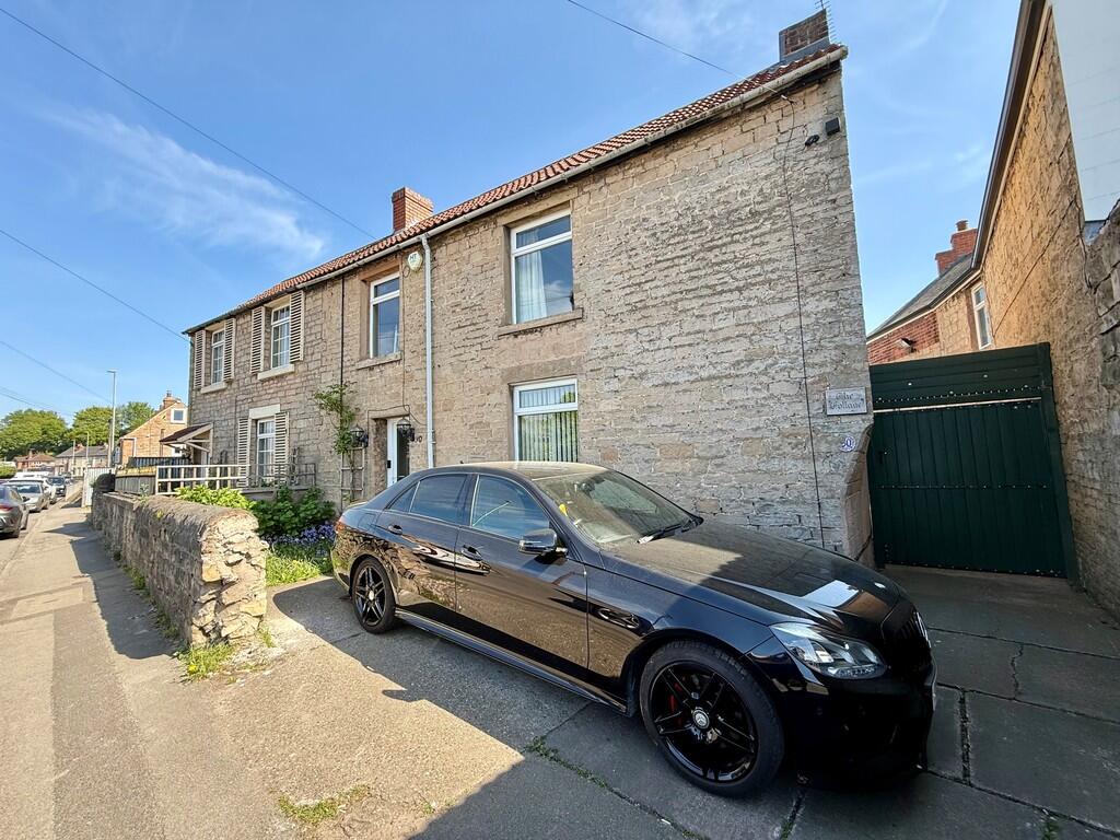 Main image of property: Warsop Road, Mansfield Woodhouse, Nottinghamshire