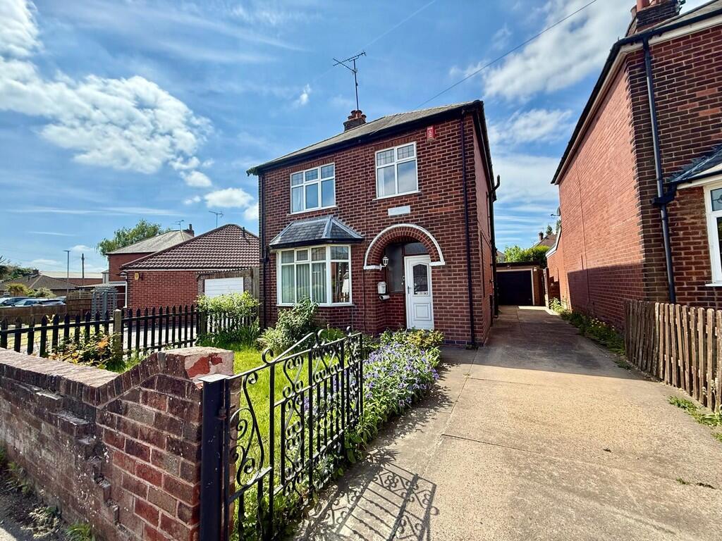 Main image of property: Cranmer Grove, Mansfield 