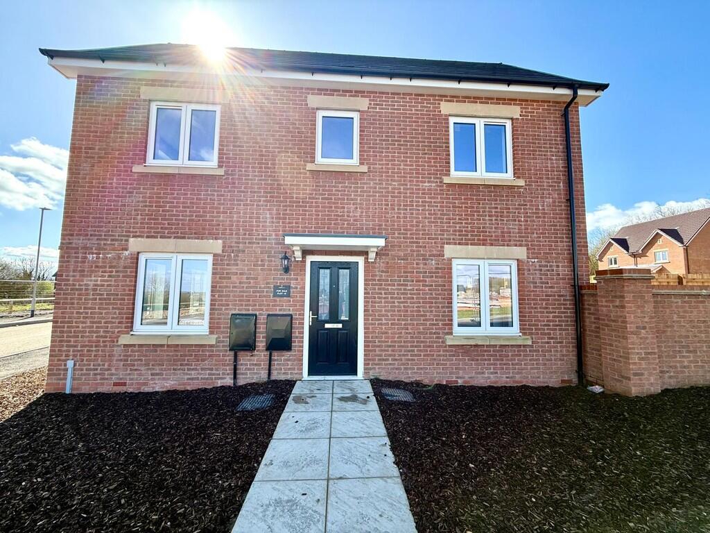 Main image of property: Hooton Green , Mansfield, Nottinghamshire