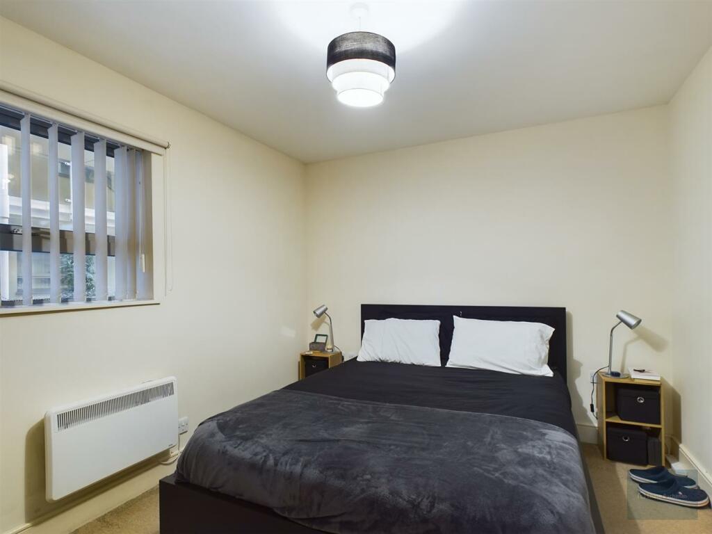 Additional property image - Royal Parade, Bristol