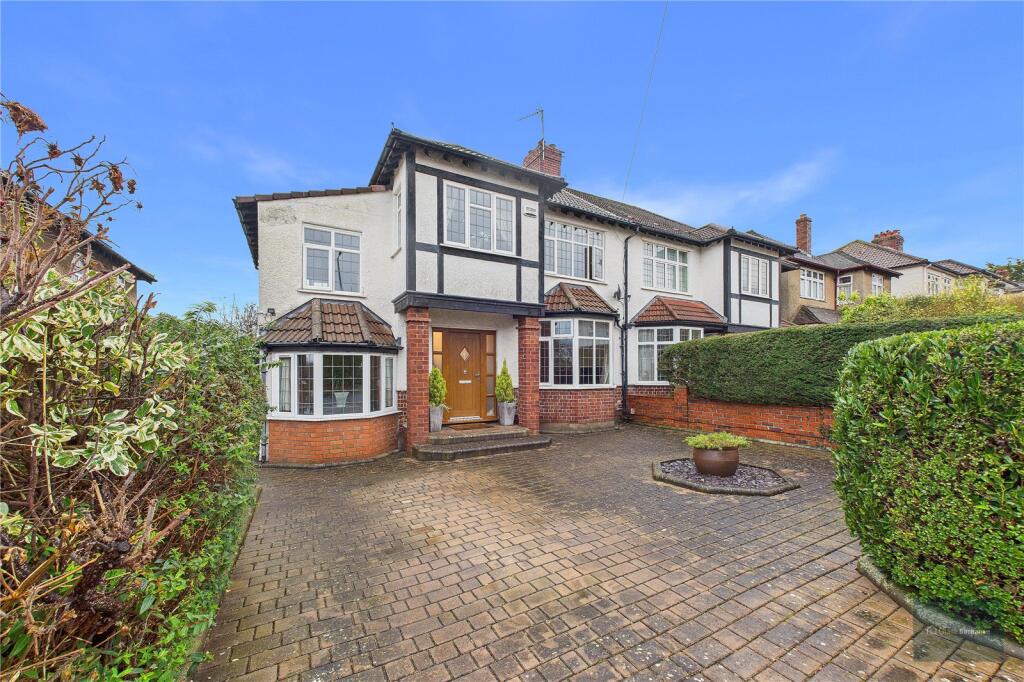 Main image of property: Roman Way