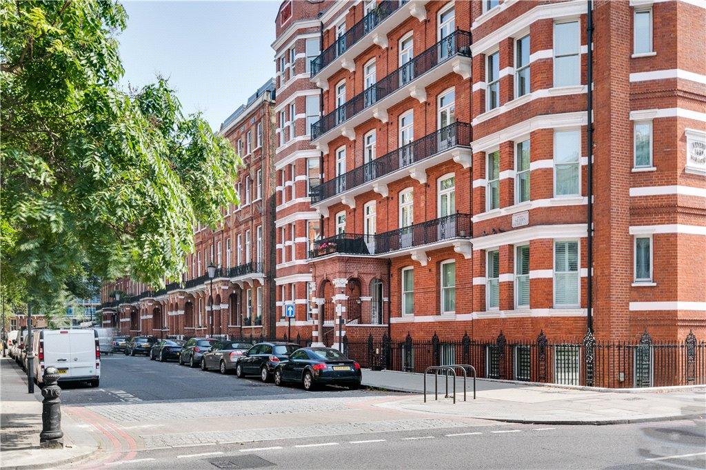 1 bedroom apartment for sale in Nevern Square, London, SW5