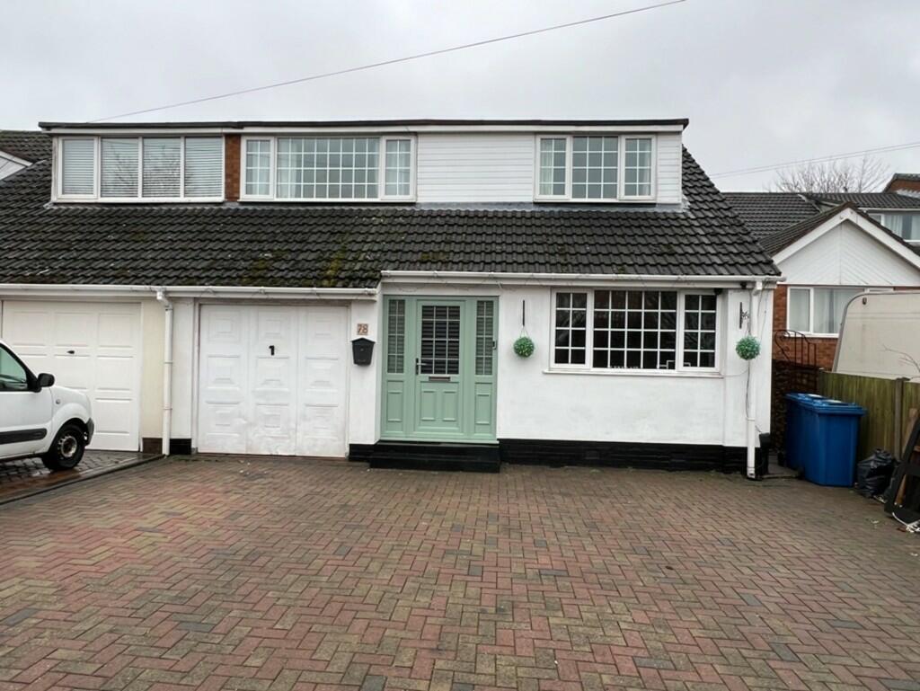 3 bedroom semidetached house for sale in The Ridgeway, Burntwood, WS7