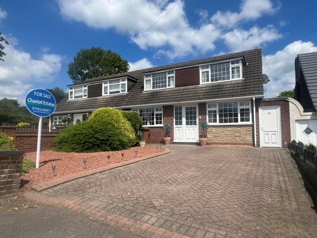 4 bedroom semidetached house for sale in Cannock Road, Burntwood, WS7