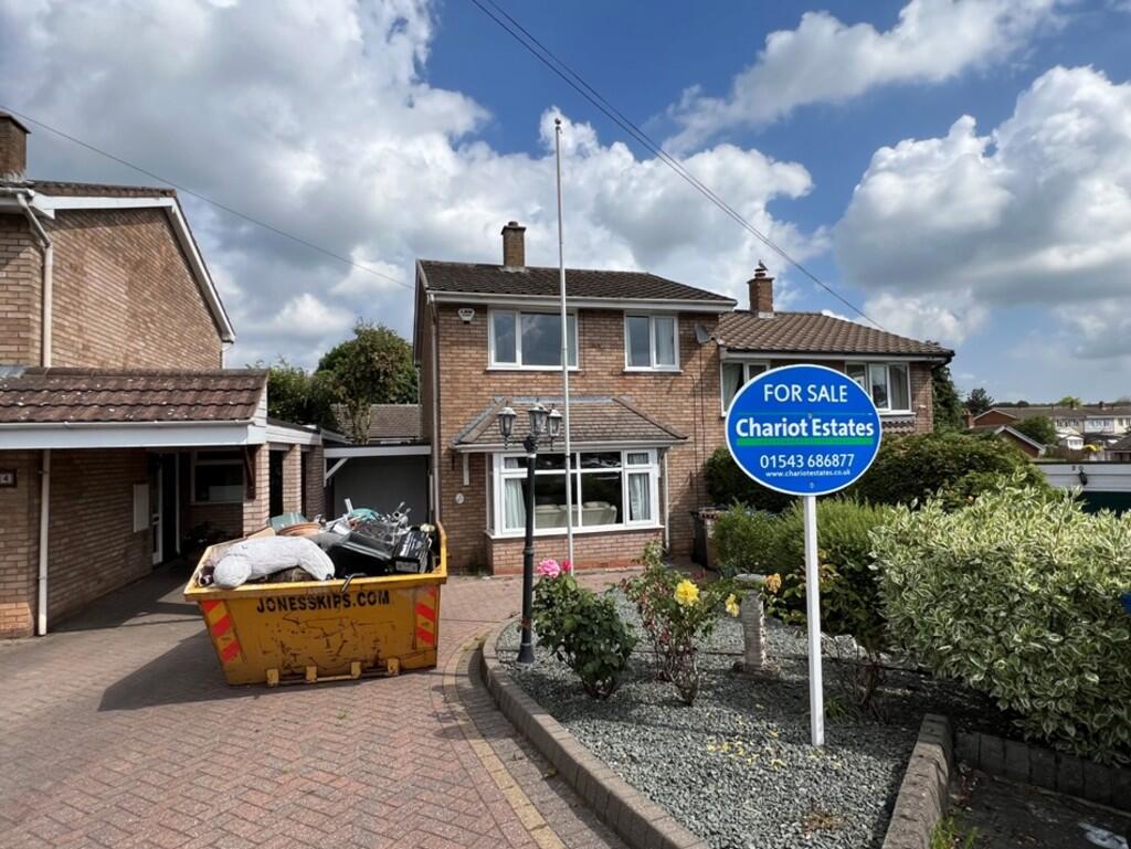 3 bedroom semi-detached house
