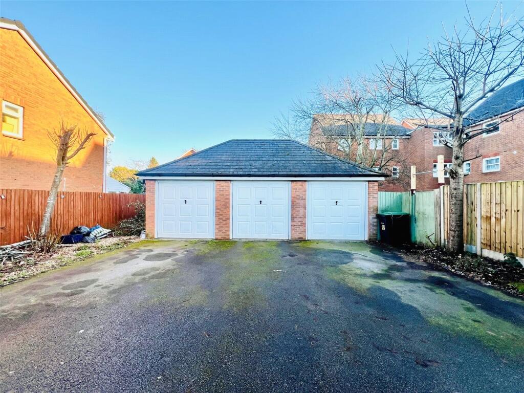 Additional property image - Canal Court, Birmingham, West Midlands, B27