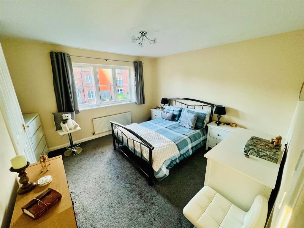 Additional property image - Canal Court, Birmingham, West Midlands, B27