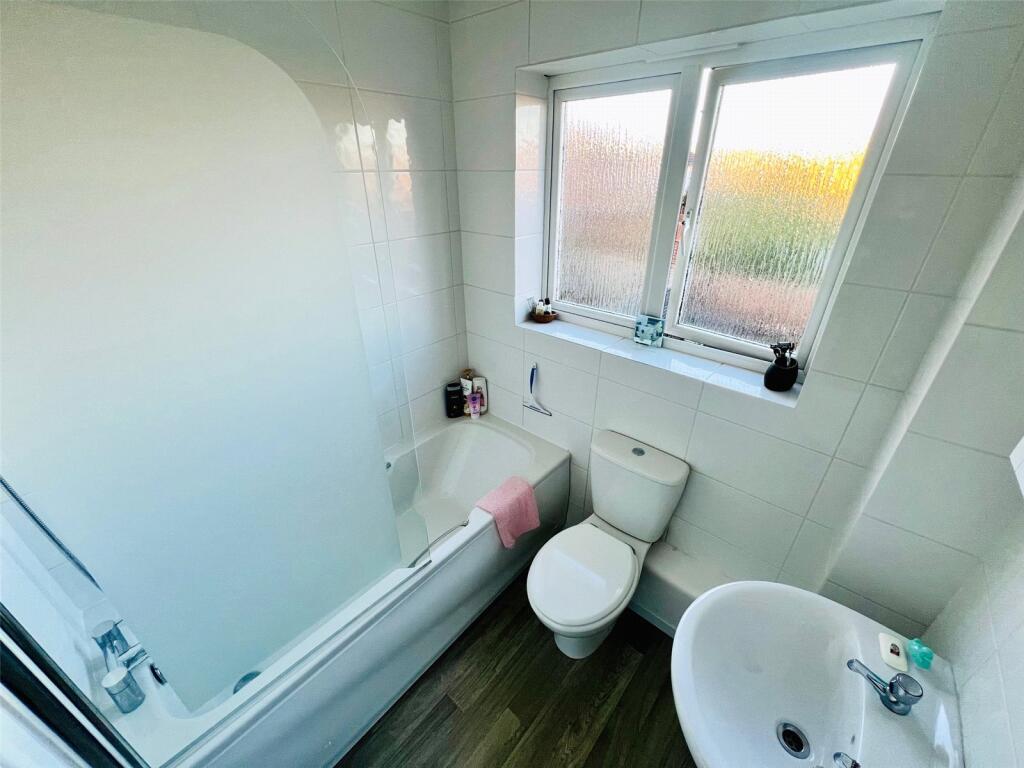 Additional property image - Canal Court, Birmingham, West Midlands, B27
