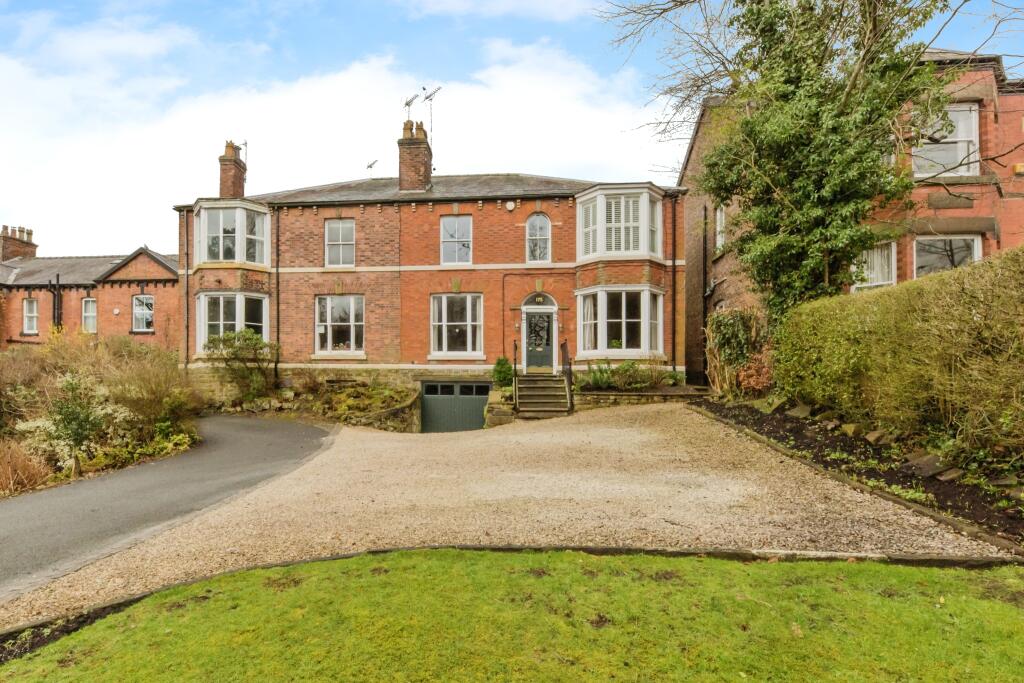 4 bedroom semidetached house for sale in Chester Road, Macclesfield