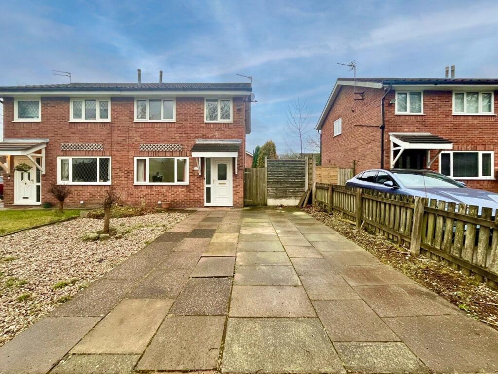 Main image of property: Priory Drive, Macclesfield, Cheshire, SK10