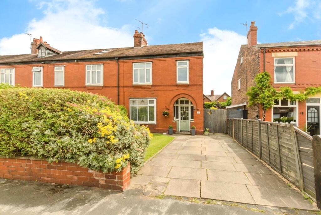 Main image of property: Knowsley Road, MACCLESFIELD, Cheshire, SK11