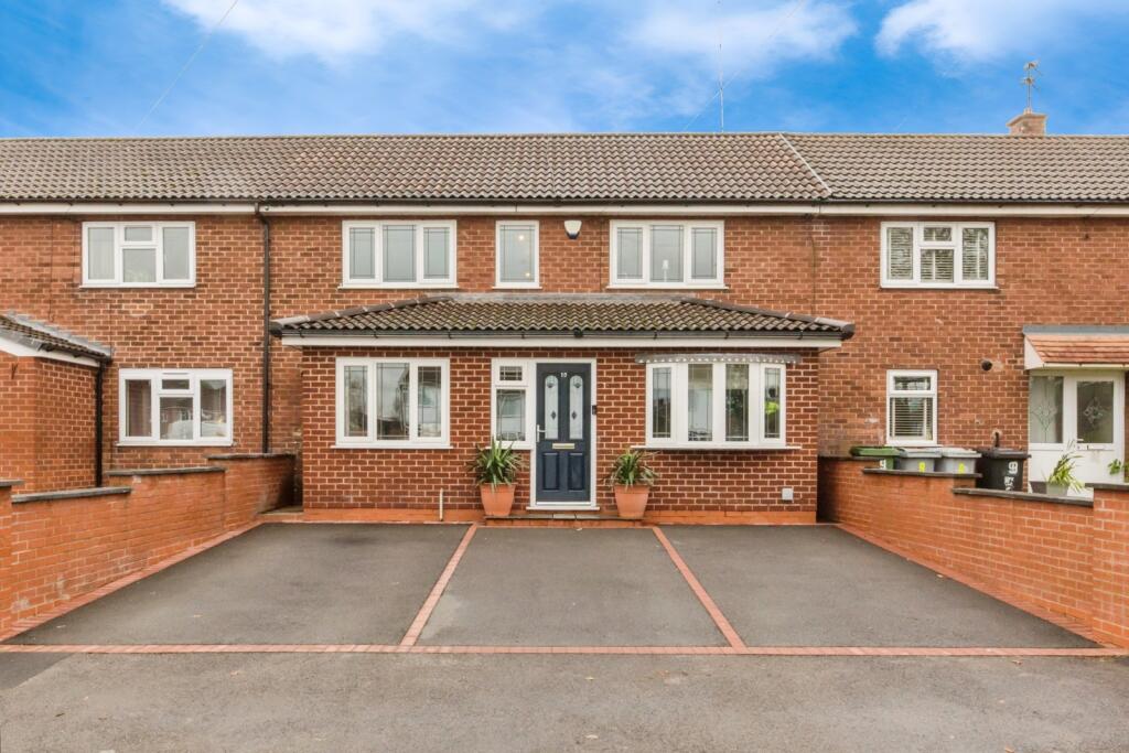 Main image of property: Chilham Place, Macclesfield, Cheshire, SK11