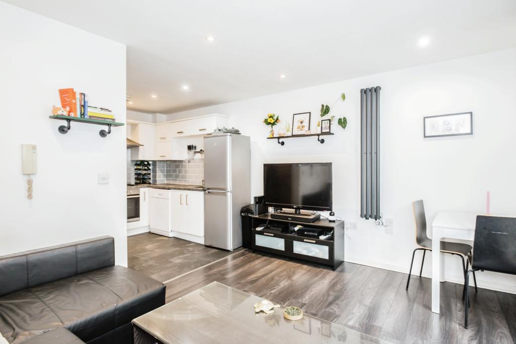 would-you-buy-a-flat-with-a-fire-risk-to-live-in-ews1-b2-house