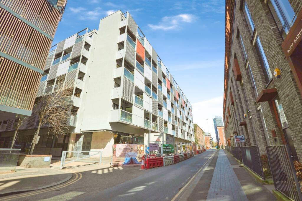 Main image of property: 42 Ellesmere Street, Manchester, Greater Manchester, M15