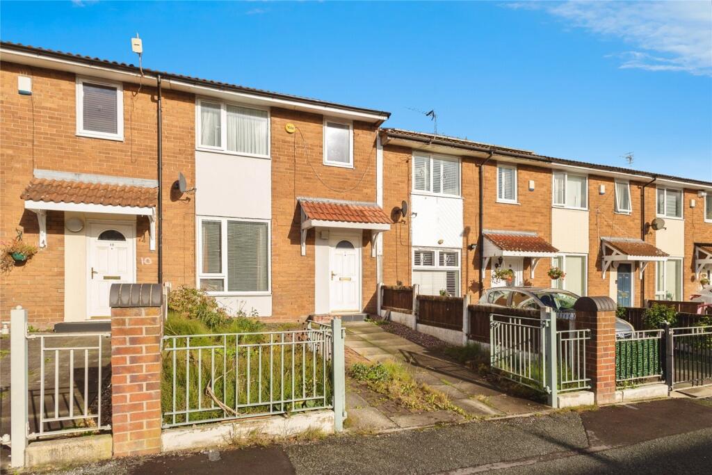 Main image of property: Nuneaton Drive, Manchester, Greater Manchester, M40