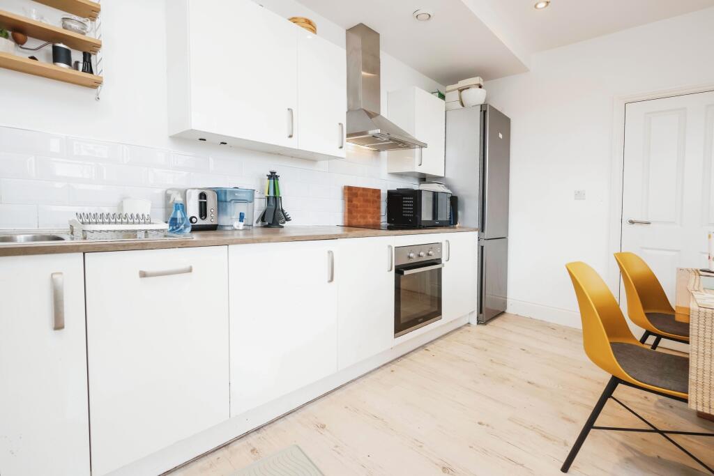 Additional property image - Crocketts Lane, SMETHWICK, West Midlands, B66