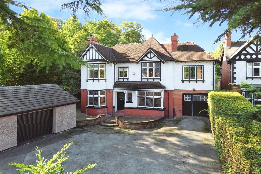 Main image of property: Chester Road, Middlewich, Cheshire, CW10