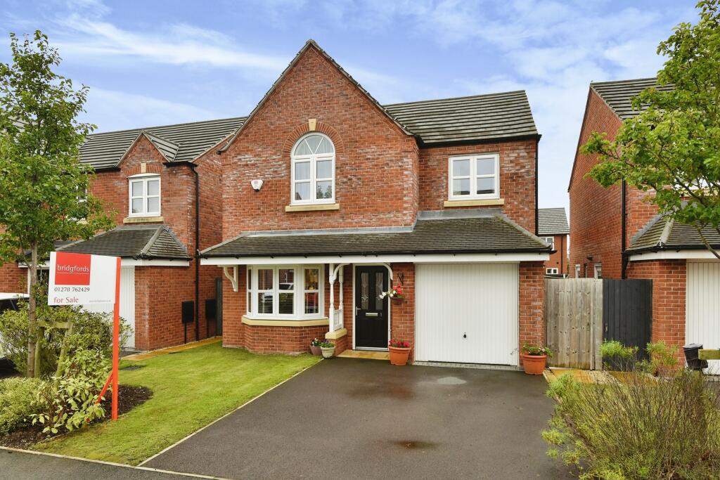 4 bedroom detached house for sale in Malpas Close, Arclid, Sandbach