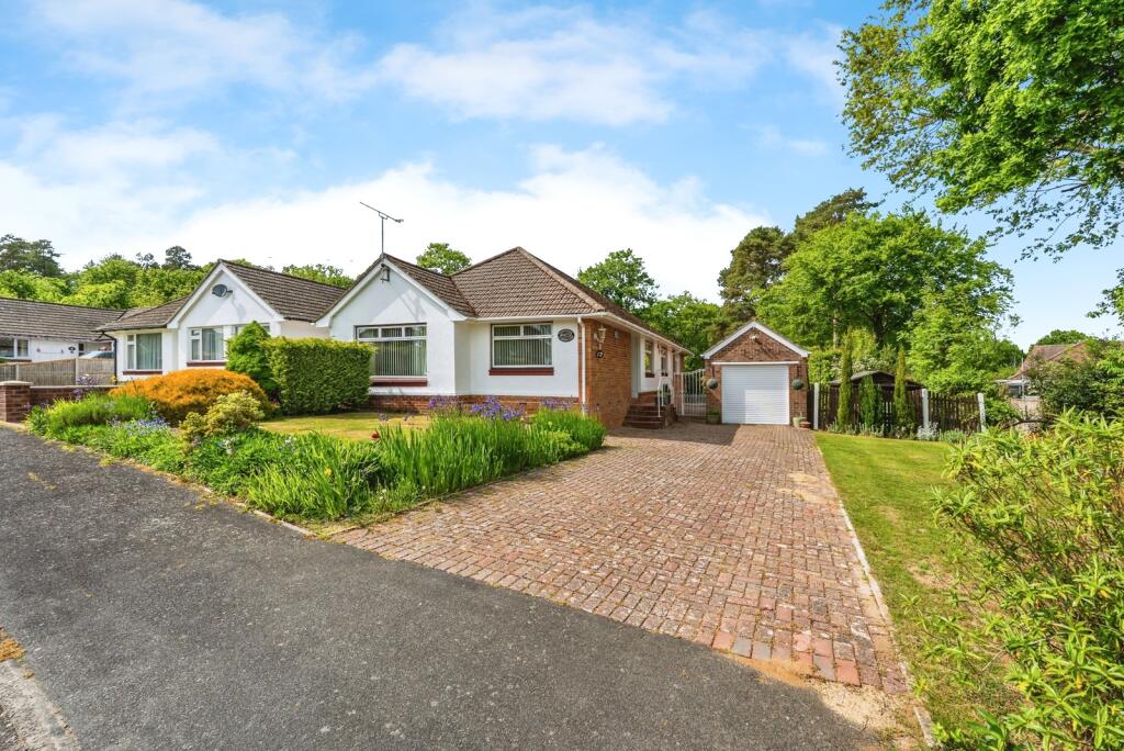 Main image of property: Elmtree Close, Ashurst, Southampton, Hampshire, SO40