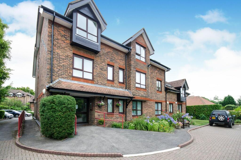1 bedroom flat for sale in Androse Gardens, Bickerley Road, Ringwood, Hampshire, BH24