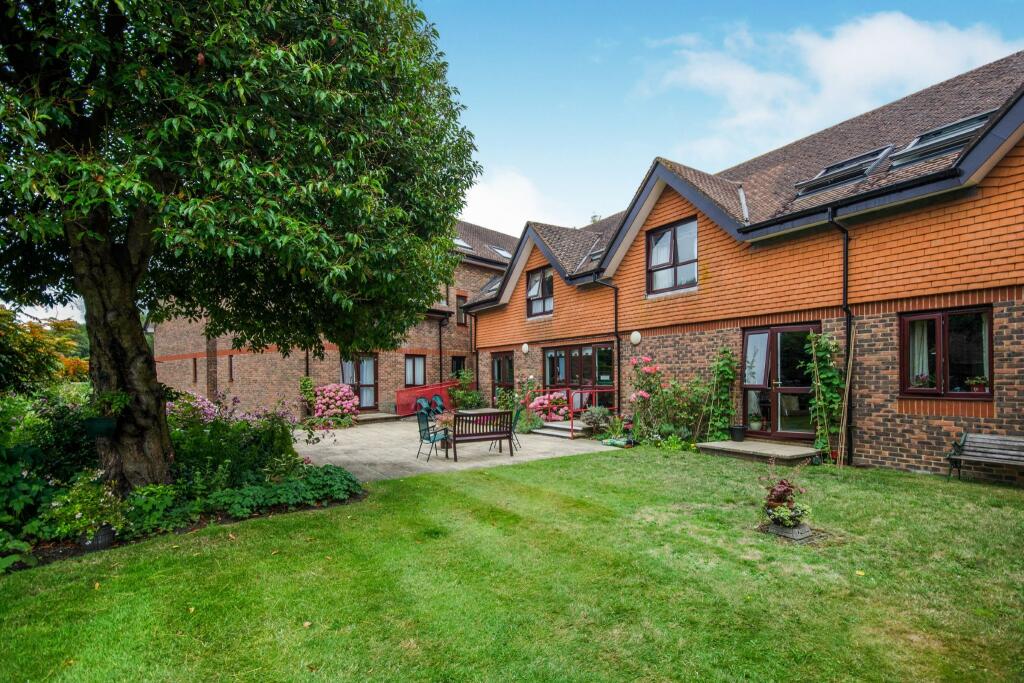 1 bedroom flat for sale in Androse Gardens, Bickerley Road, Ringwood, Hampshire, BH24