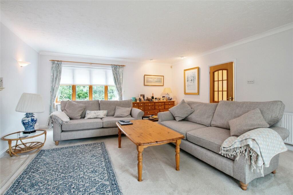 Additional property image - Whincroft Drive, FERNDOWN, Dorset, BH22