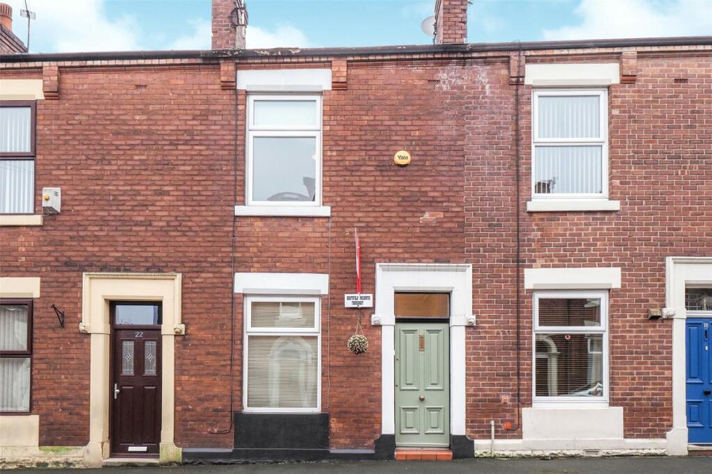 2 bedroom terraced house for sale in Grey Street, Stalybridge, Greater