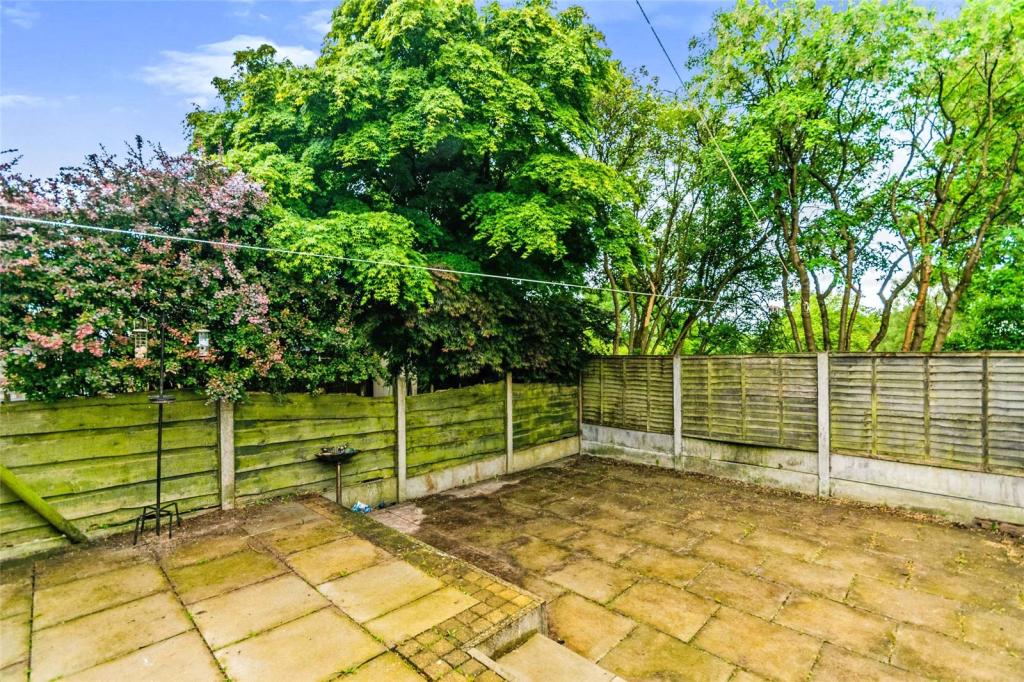 3 bedroom semidetached house for sale in Higher Bents Lane, Bredbury