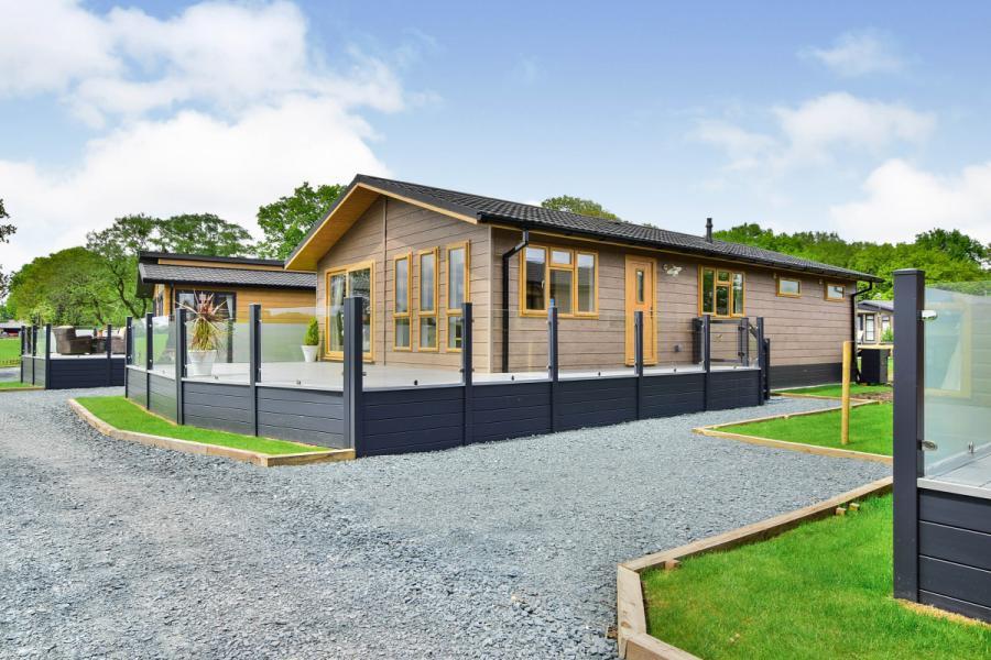 2 bedroom bungalow for sale in Ladera Park, Back Lane, Eaton, Cheshire ...