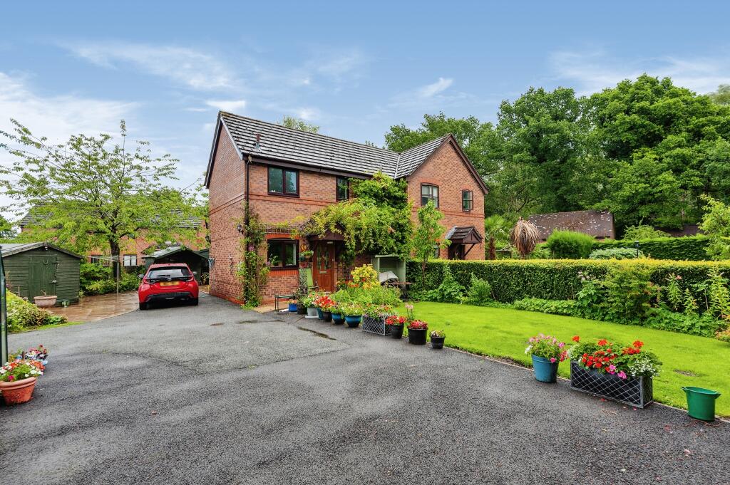 2 bedroom semidetached house for sale in Dooleys Grig, Lower