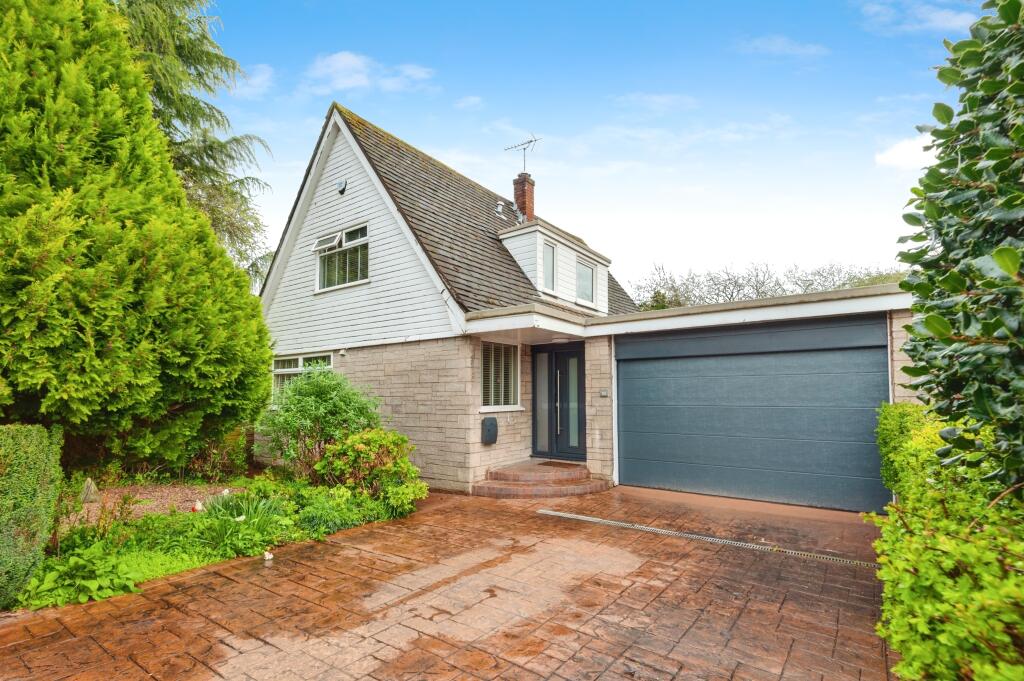 Main image of property: Beaufort Close, ALDERLEY EDGE, Cheshire, SK9