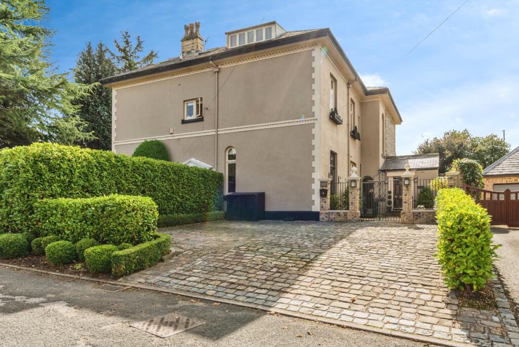 Main image of property: Grangewood Drive, Chelford, Macclesfield, Cheshire, SK11