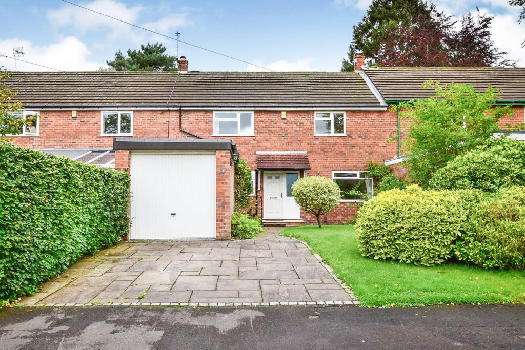 4 bedroom terraced house for sale in Bridge Green, Prestbury