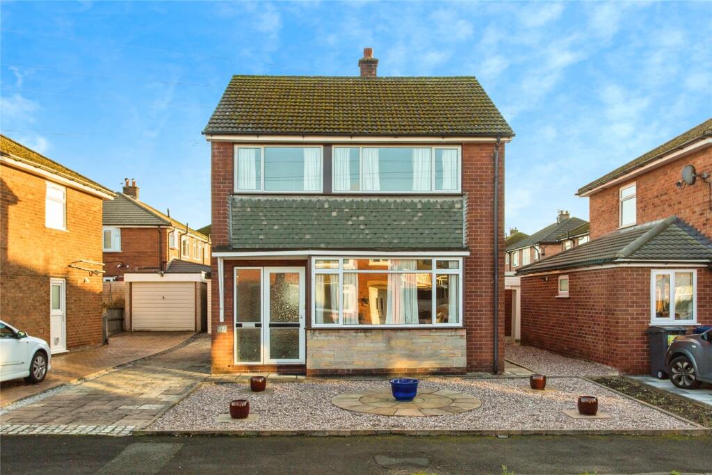 Main image of property: Selkirk Drive, Walton-le-Dale, Preston, Lancashire, PR5