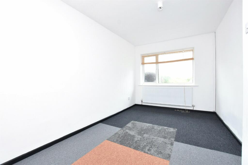 Additional property image - Penshaw Close, Pleckgate, Blackburn, Lancashire, BB1