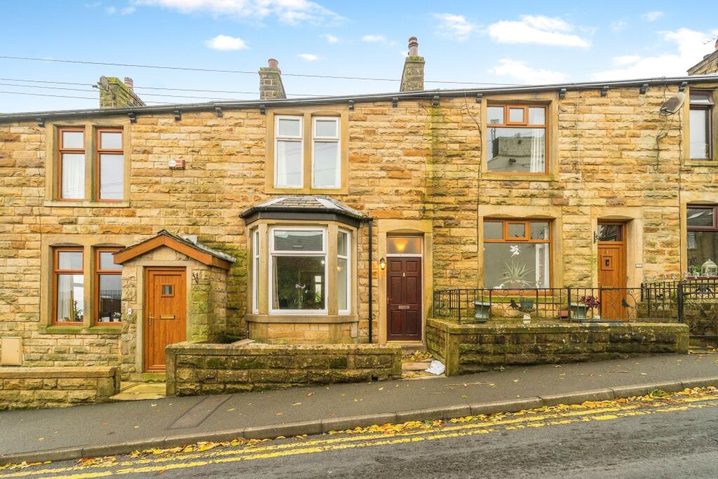 2 bedroom terraced house for sale in Todmorden Road, Briercliffe