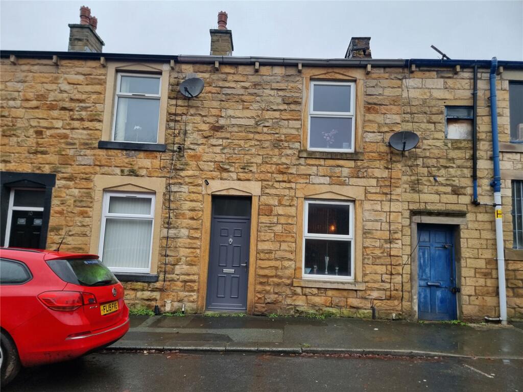 2 bedroom terraced house for sale in Glen Way, Brierfield, Nelson