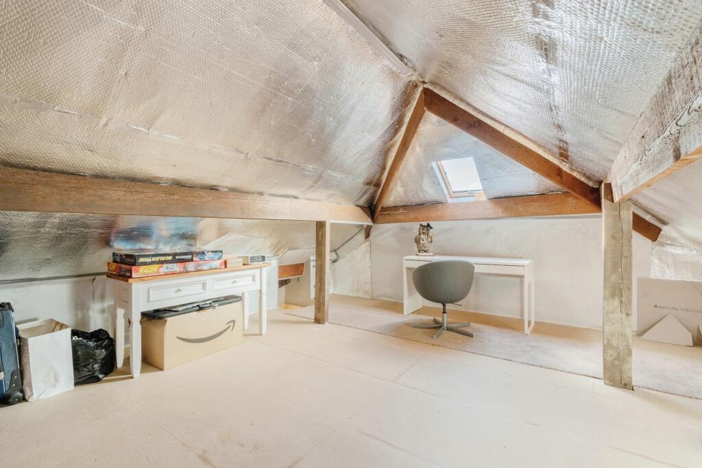 Additional property image - Highfield Avenue, Burnley, Lancashire, BB10