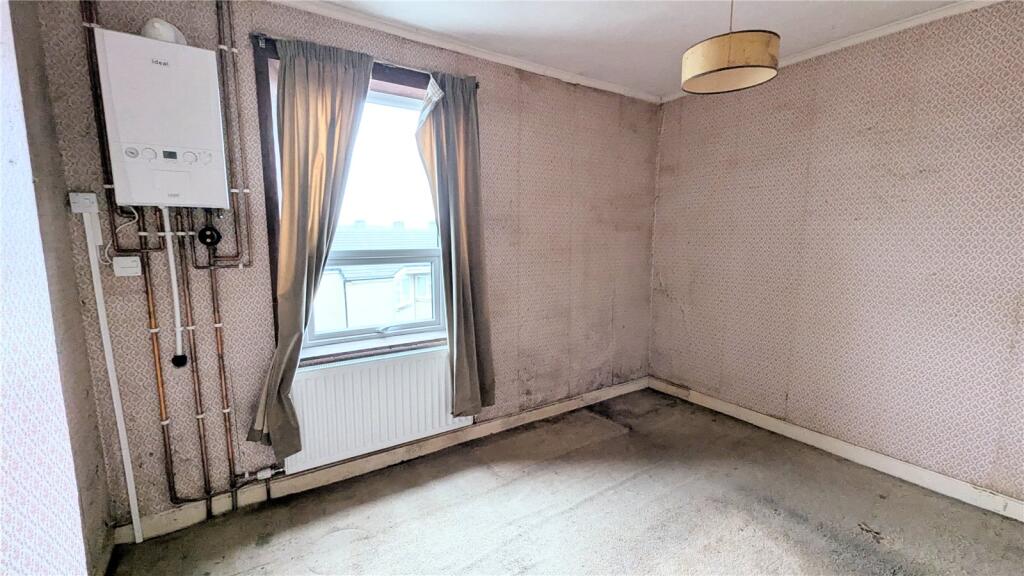 Additional property image - Hollingreave Road, Burnley, Lancashire, BB11