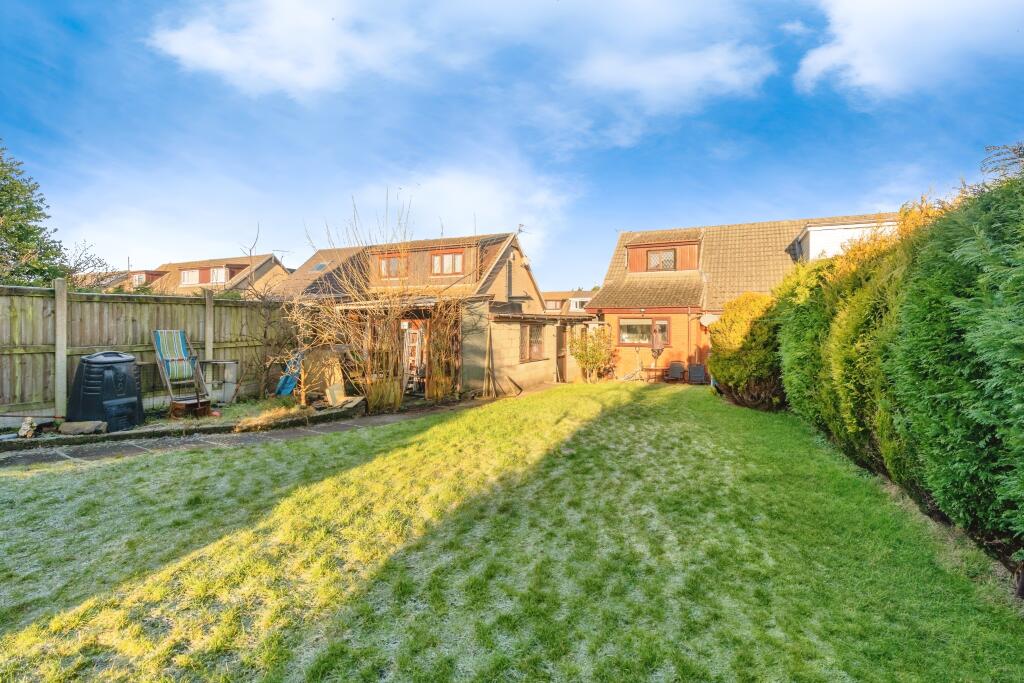 Additional property image - Plane Tree Close, Burnley, Lancashire, BB11