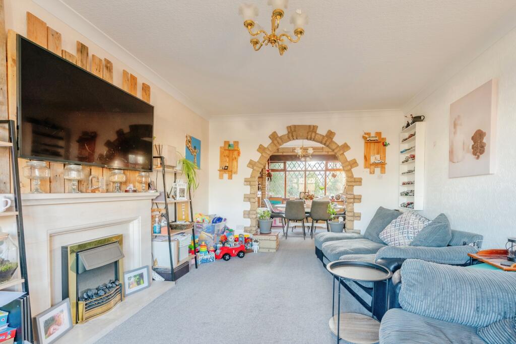 Additional property image - Plane Tree Close, Burnley, Lancashire, BB11